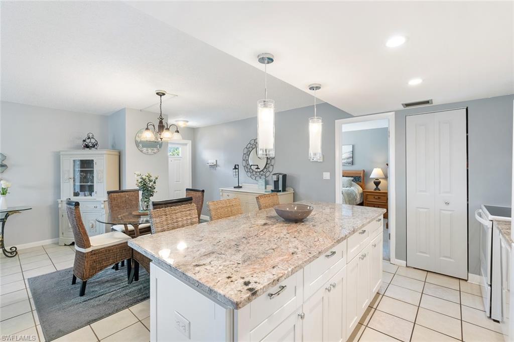 240 Palm DR 48-1