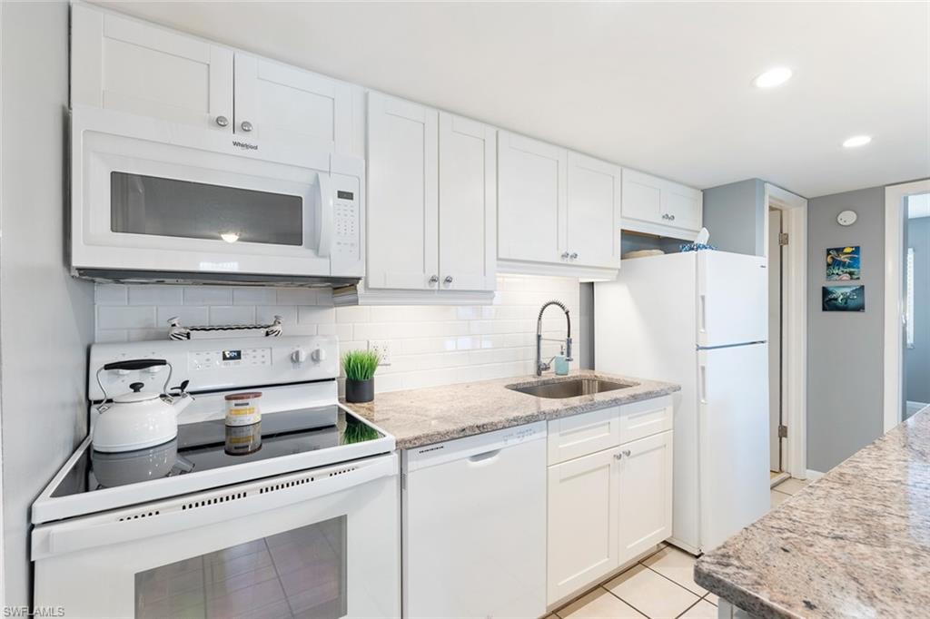 240 Palm DR 48-1