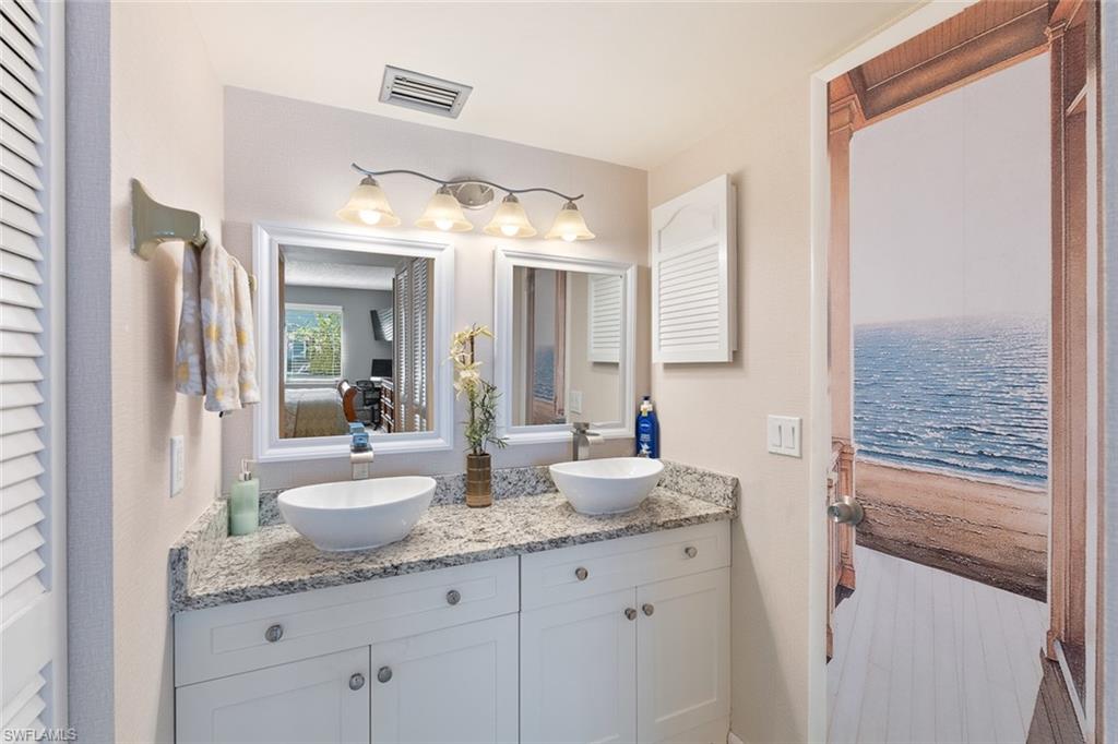 240 Palm DR 48-1