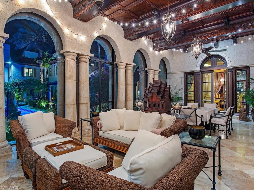 3200 Green Dolphin LN