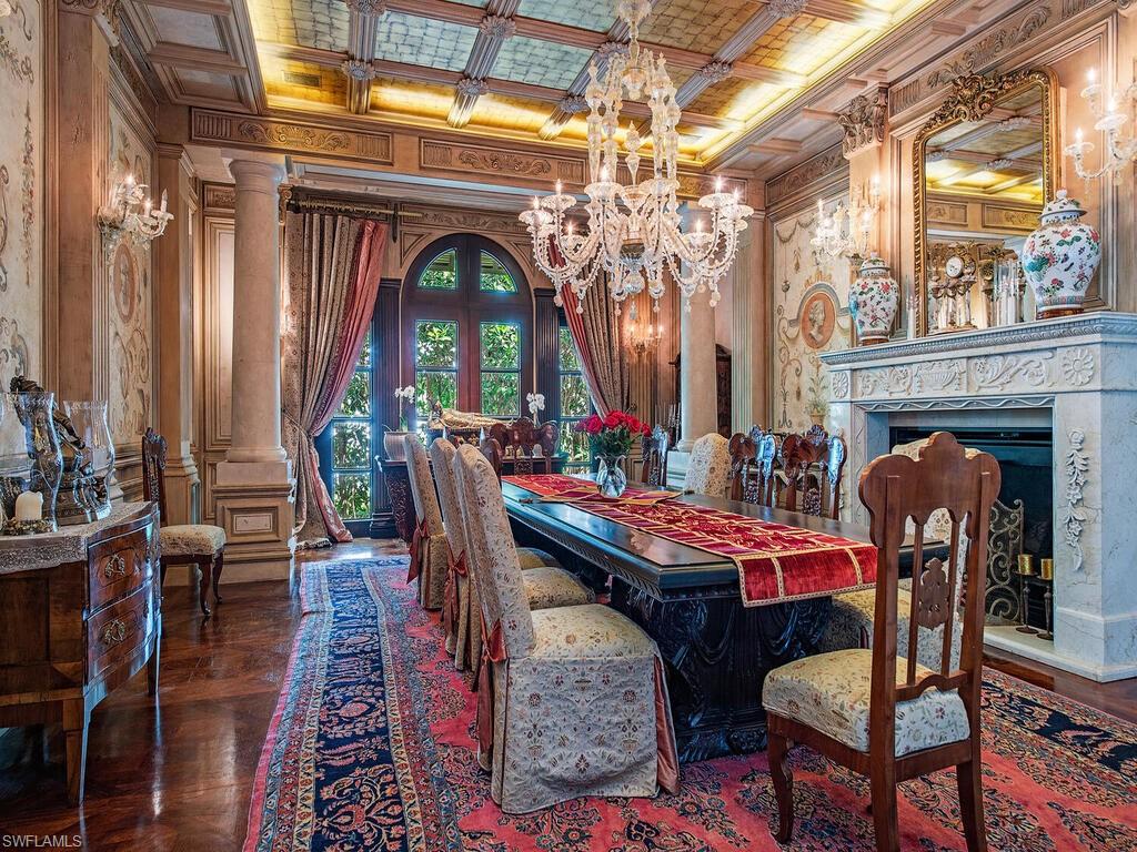 3200 Green Dolphin LN