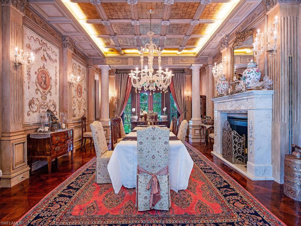 3200 Green Dolphin LN