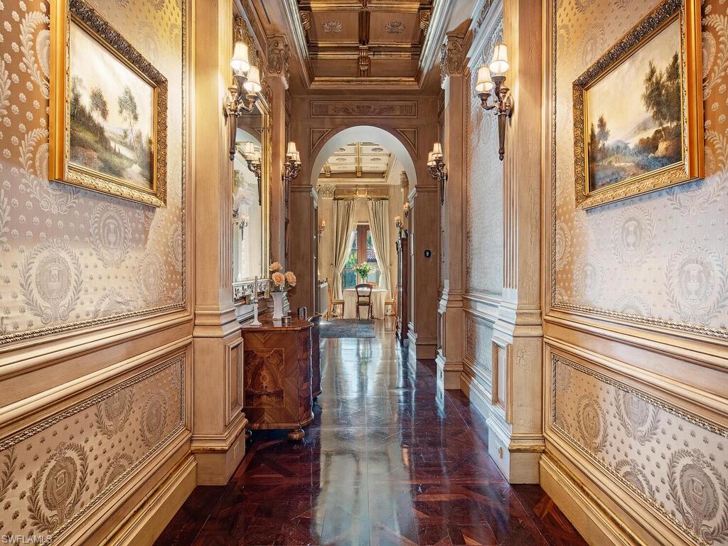 3200 Green Dolphin LN