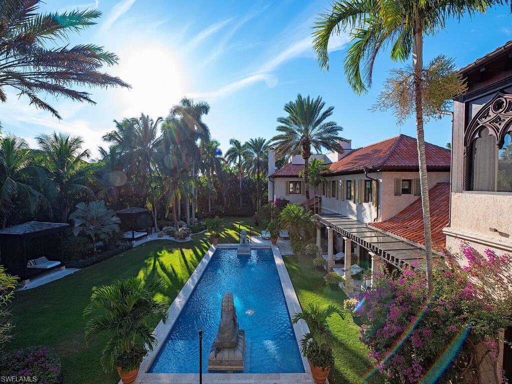 3200 Green Dolphin LN