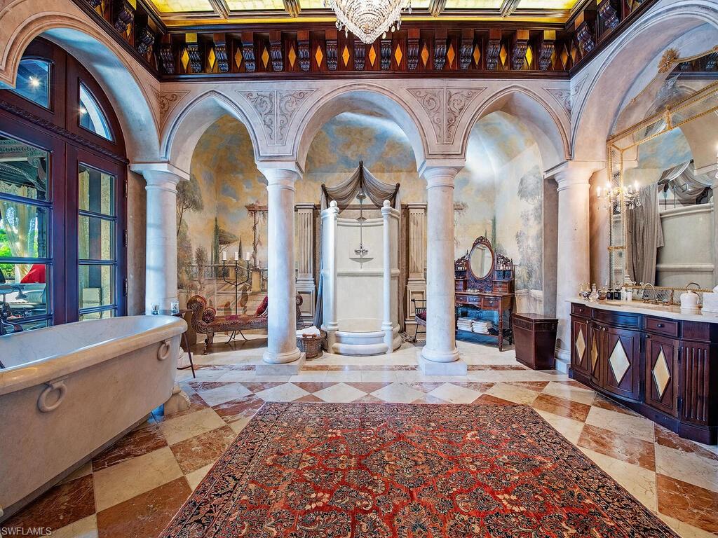 3200 Green Dolphin LN