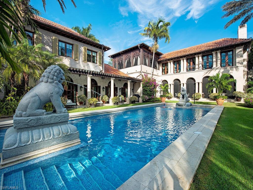 3200 Green Dolphin LN