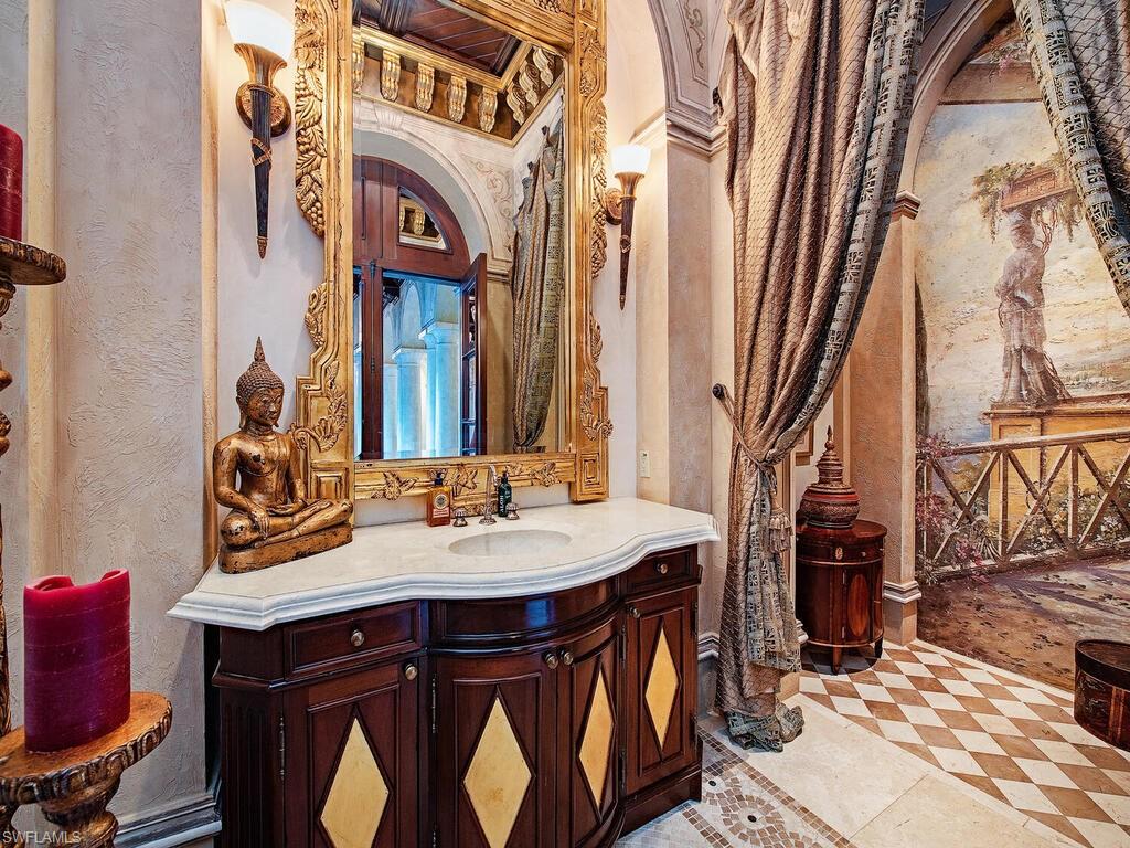 3200 Green Dolphin LN