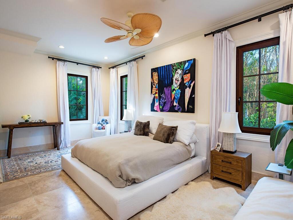 3200 Green Dolphin LN