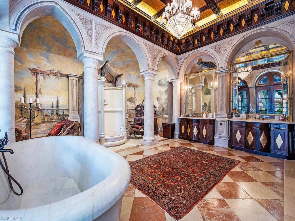 3200 Green Dolphin LN