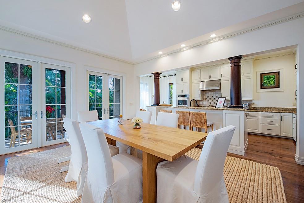 3200 Green Dolphin LN