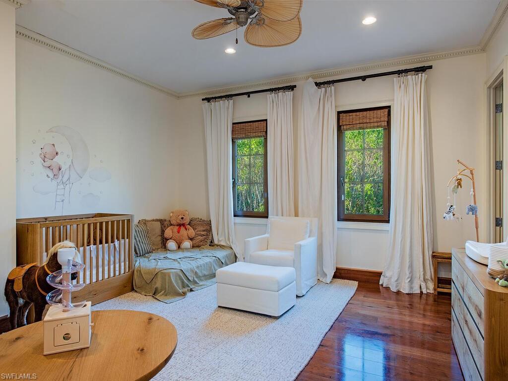 3200 Green Dolphin LN