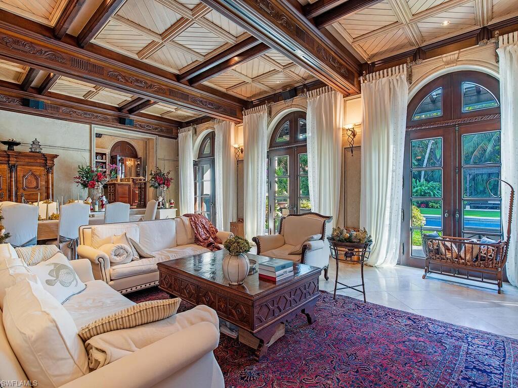 3200 Green Dolphin LN