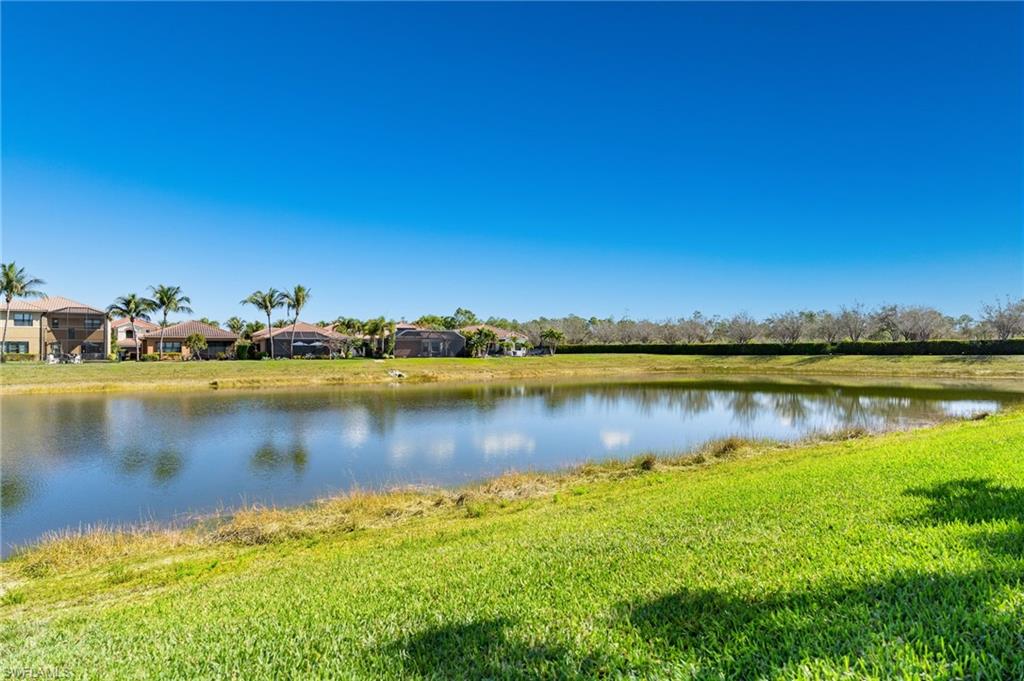 3633 Santaren CT