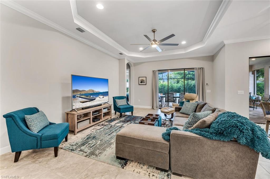 9622 Campanile CIR