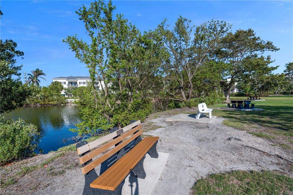 1950 Gulf Shore BLVD N 110
