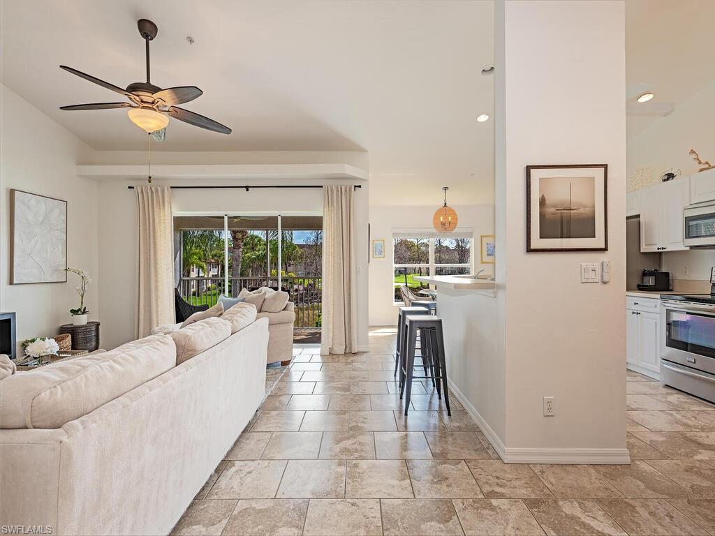 2880 Cypress Trace CIR 202