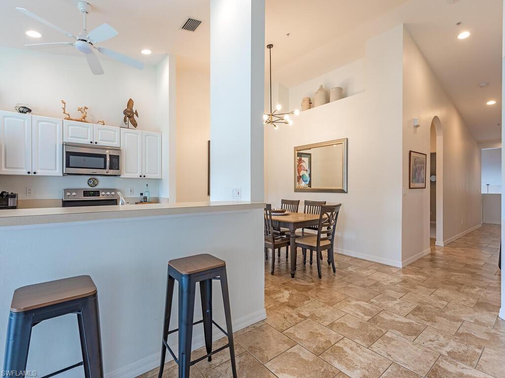 2880 Cypress Trace CIR 202