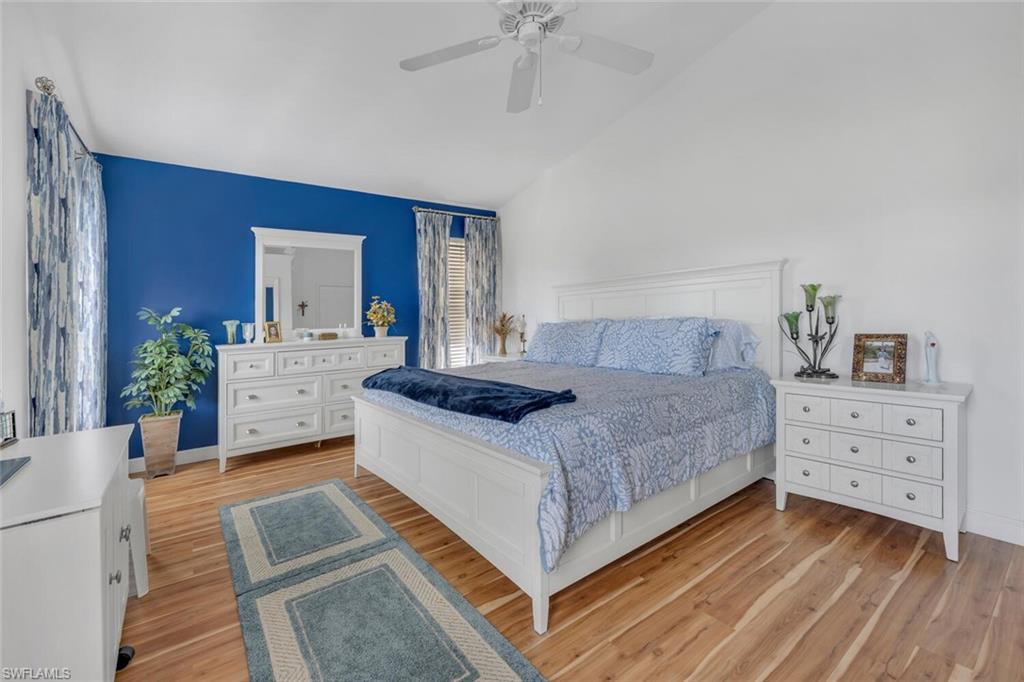 1562 Weybridge CIR 31