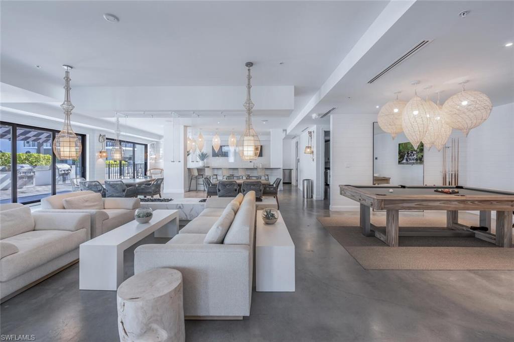 1125 Central AVE 477