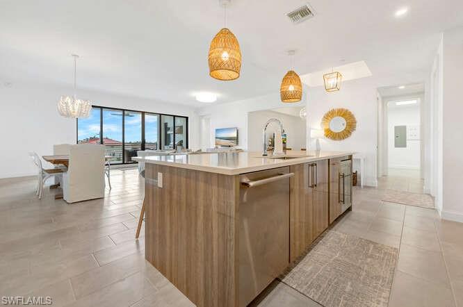 1125 Central AVE 477