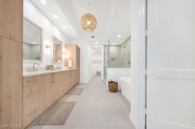 1125 Central AVE 477