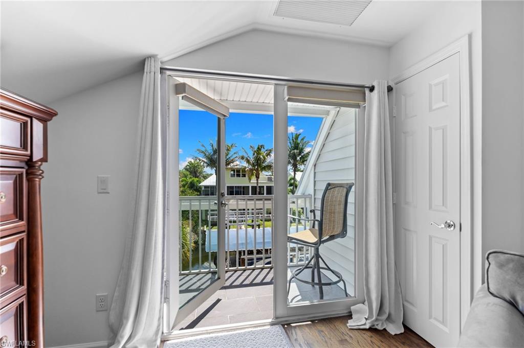 1286 Rainbow CT
