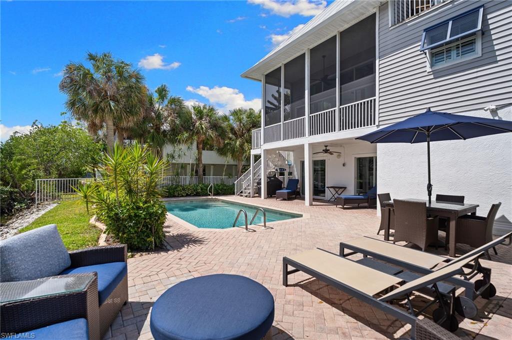 1286 Rainbow CT