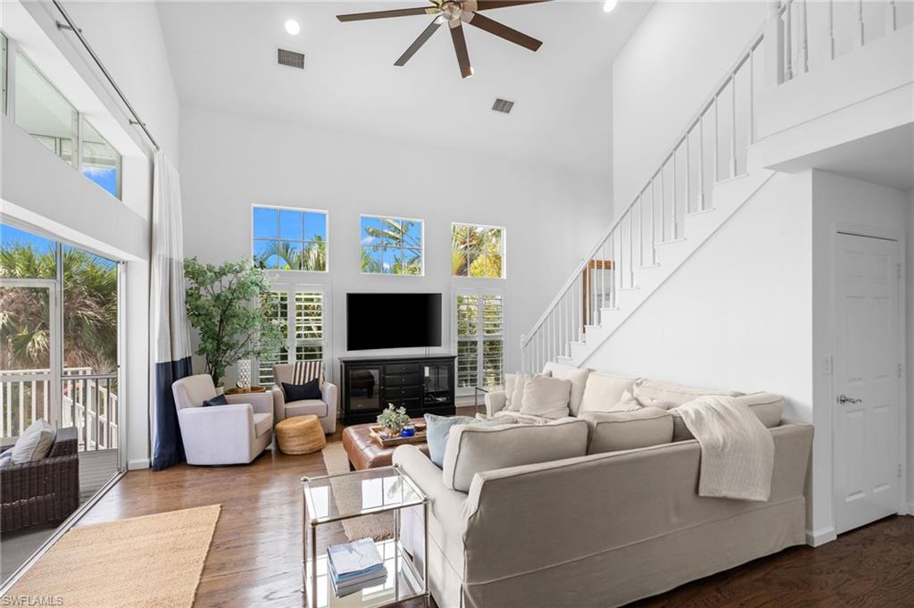 1286 Rainbow CT