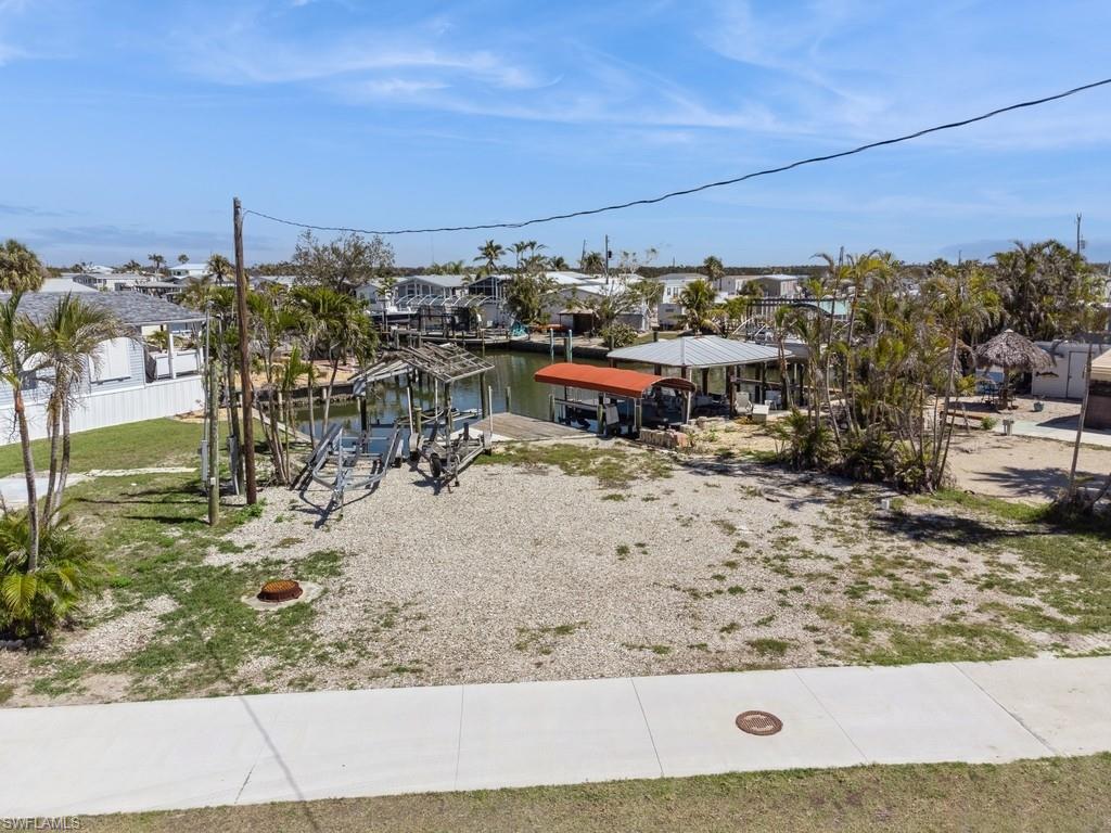 1603 Main ST