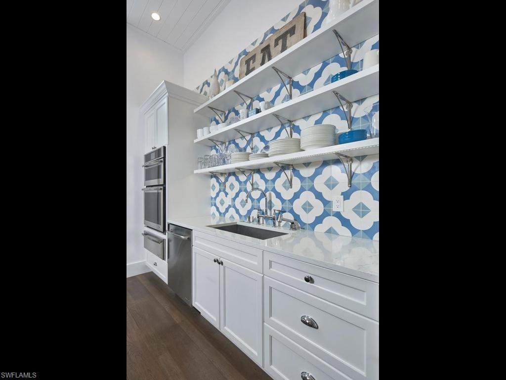 430 10th AVE S 305