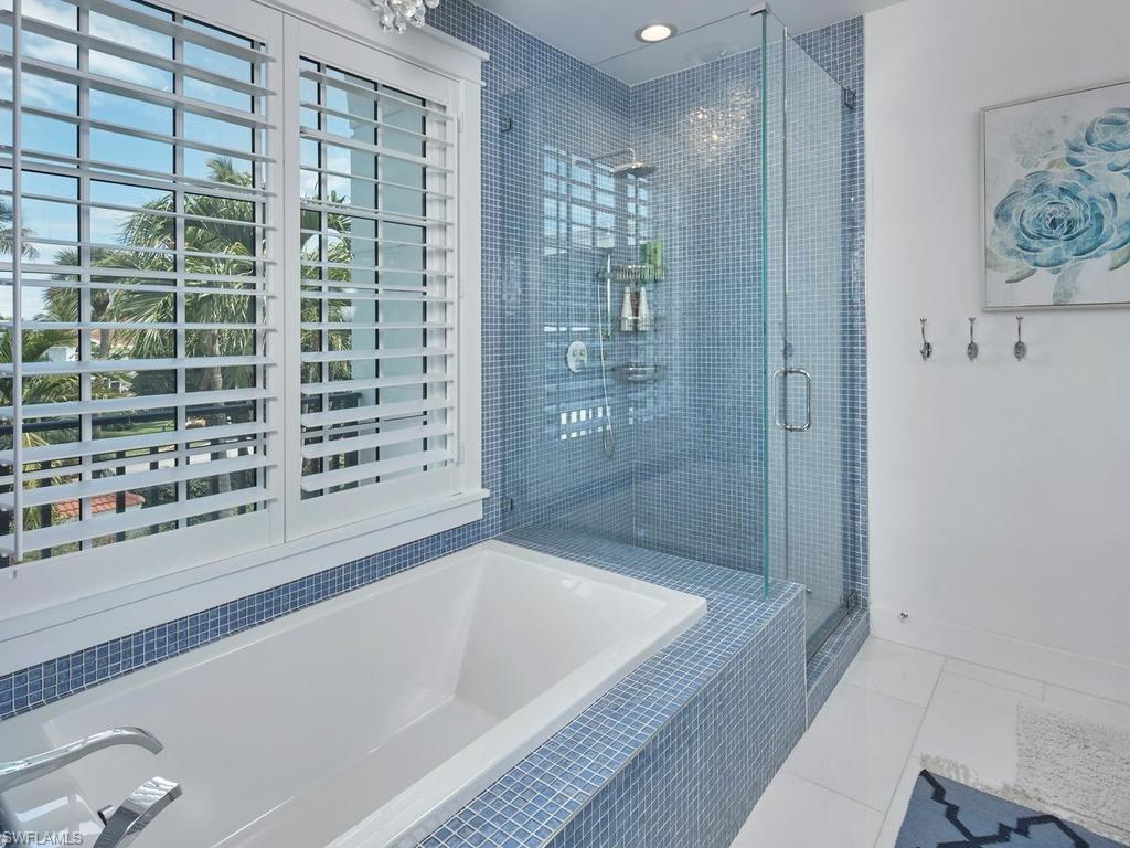 430 10th AVE S 305