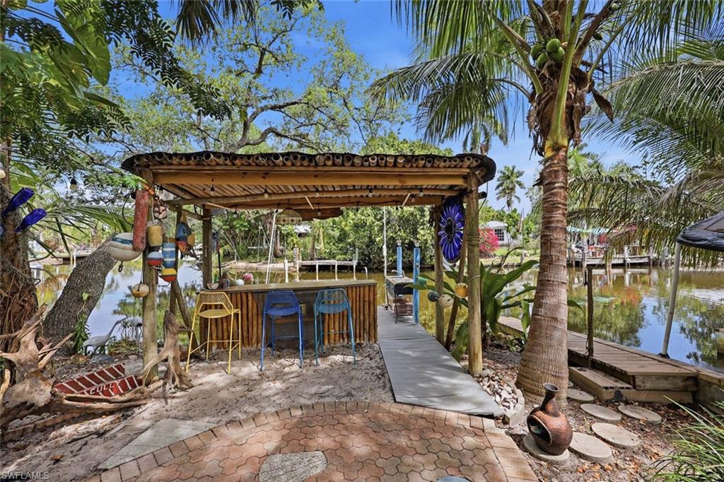 1229 Skyline DR