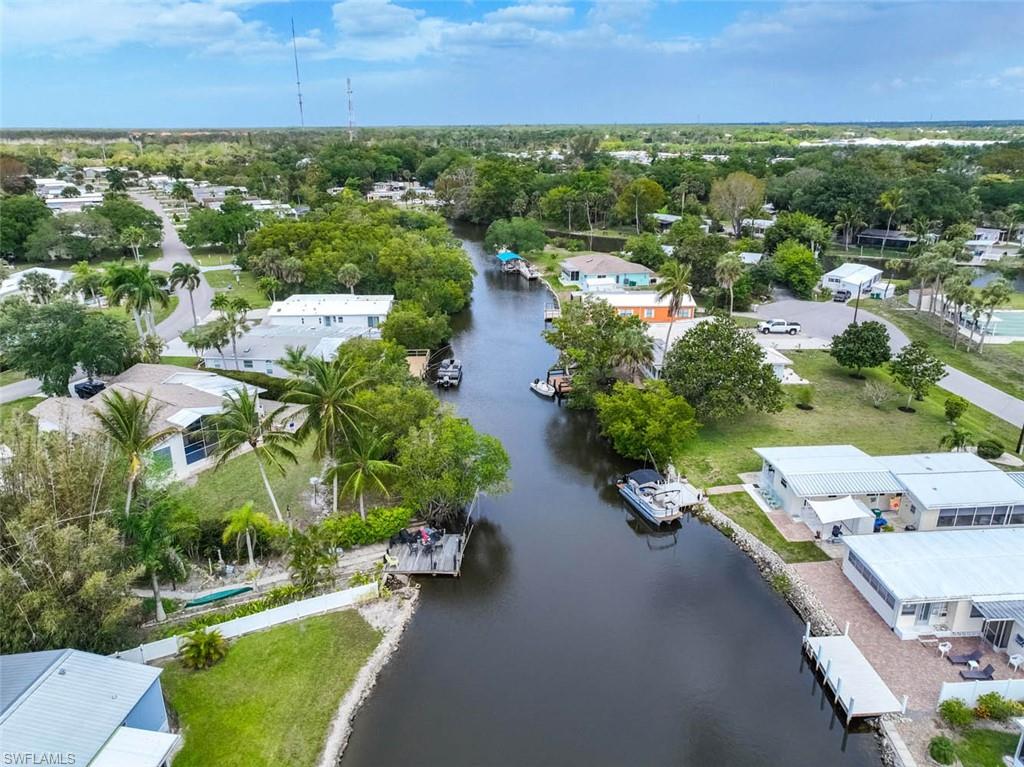 1229 Skyline DR