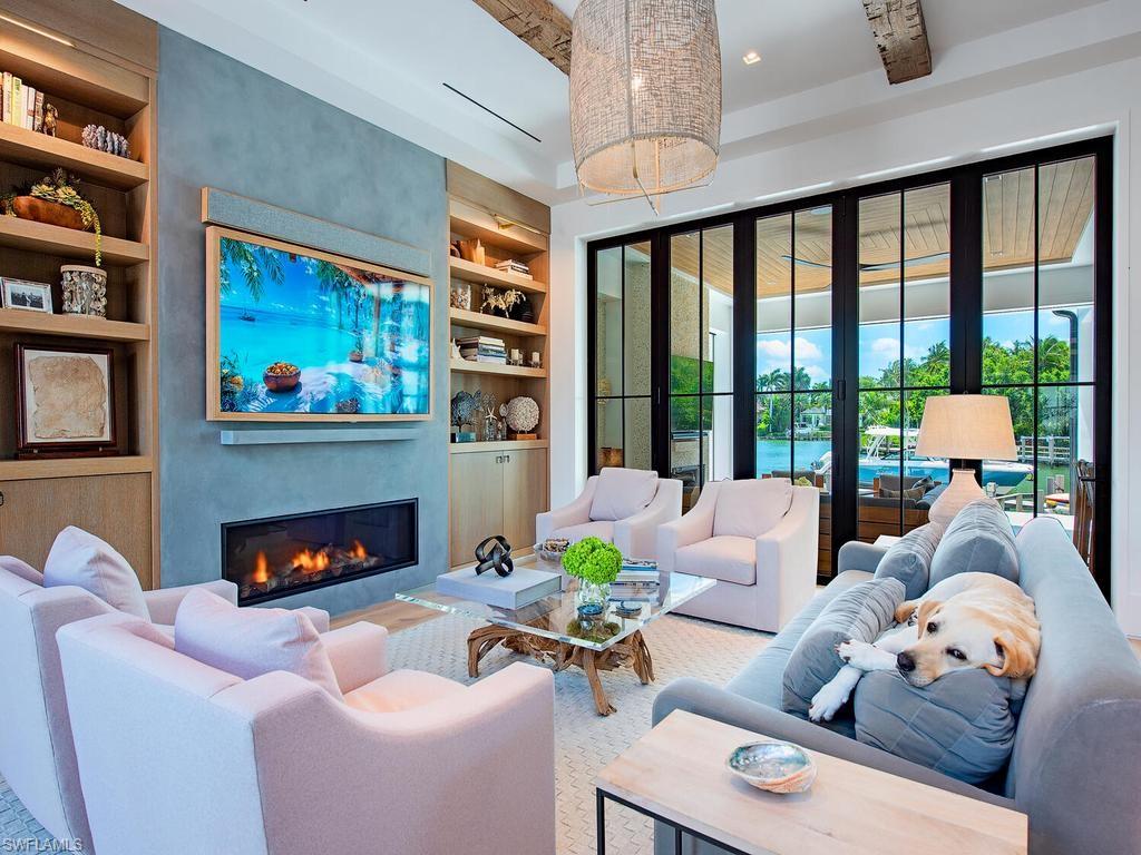 3040 Fort Charles DR