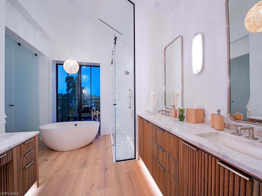 3040 Fort Charles DR