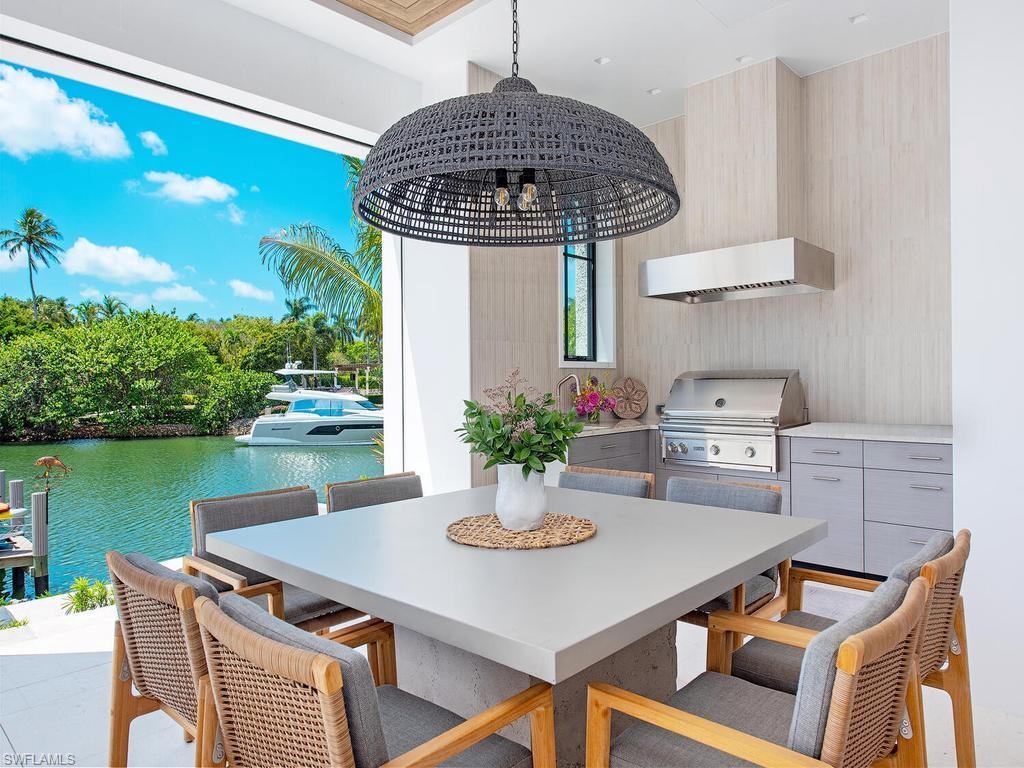 3040 Fort Charles DR