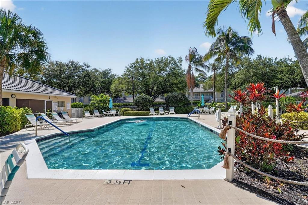 25730 Lake Amelia WAY 202