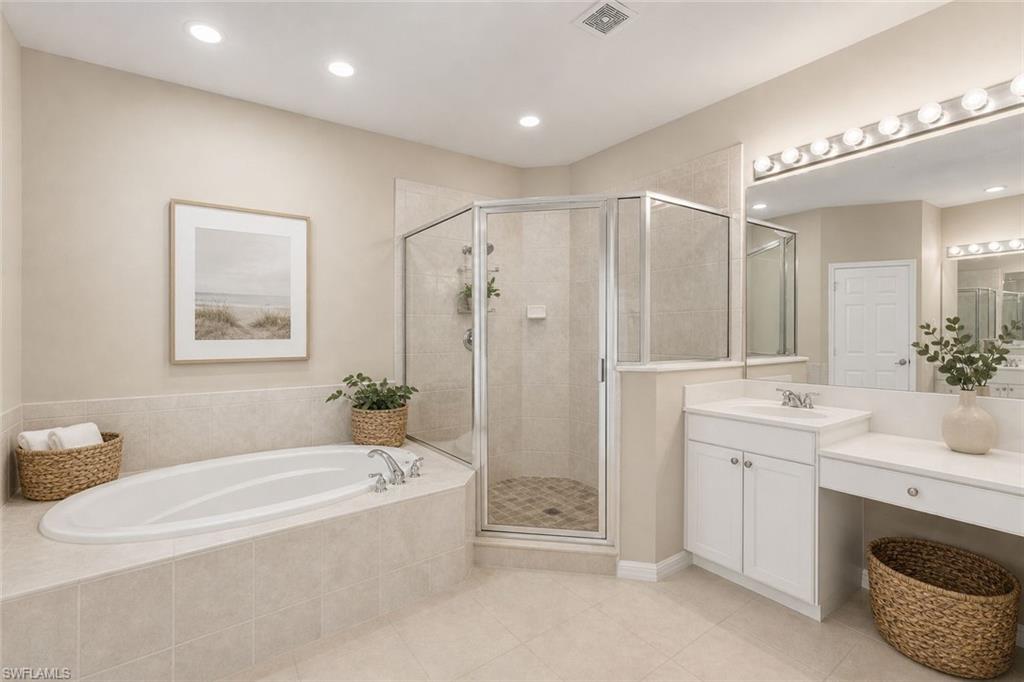 7090 Bay Woods Lake CT 201
