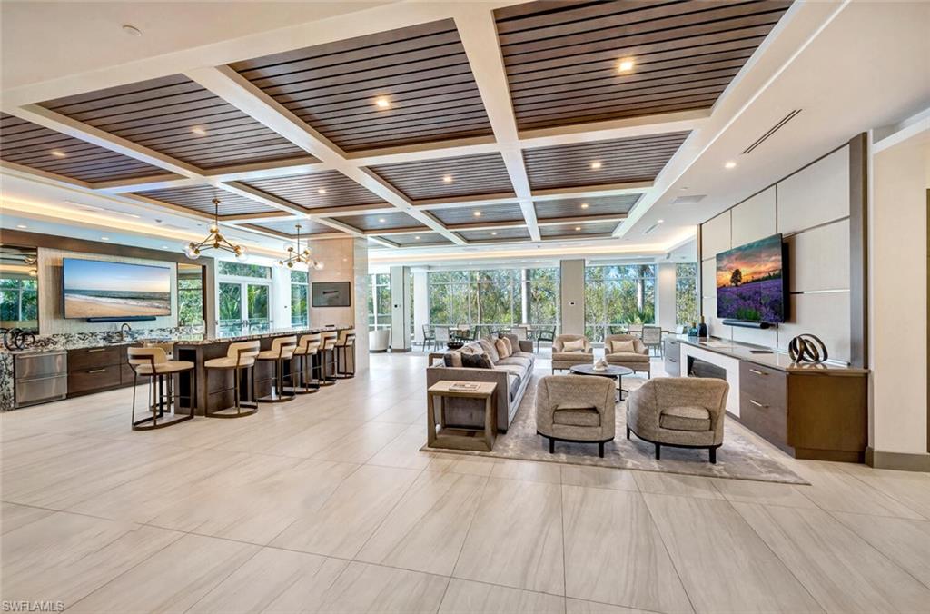6585 Nicholas BLVD 1102