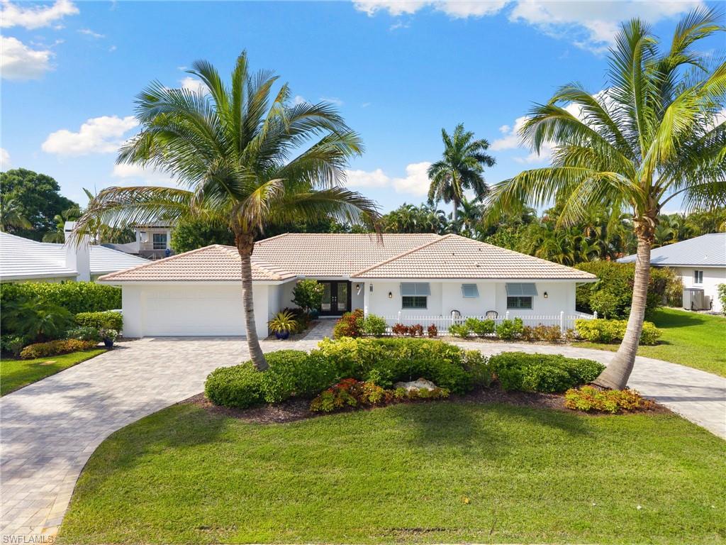 571 Neapolitan LN