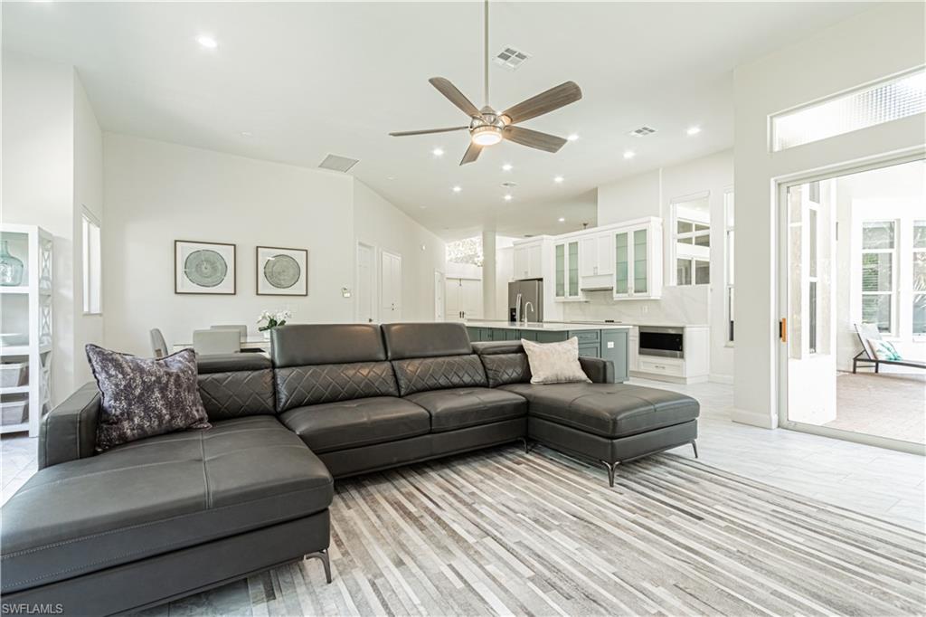 3310 Riverpark CT