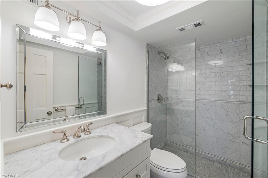 2600 Gulf Shore BLVD N 54