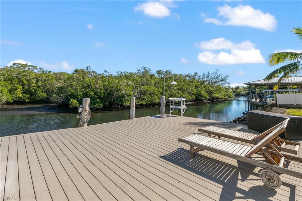2295 Harbor RD