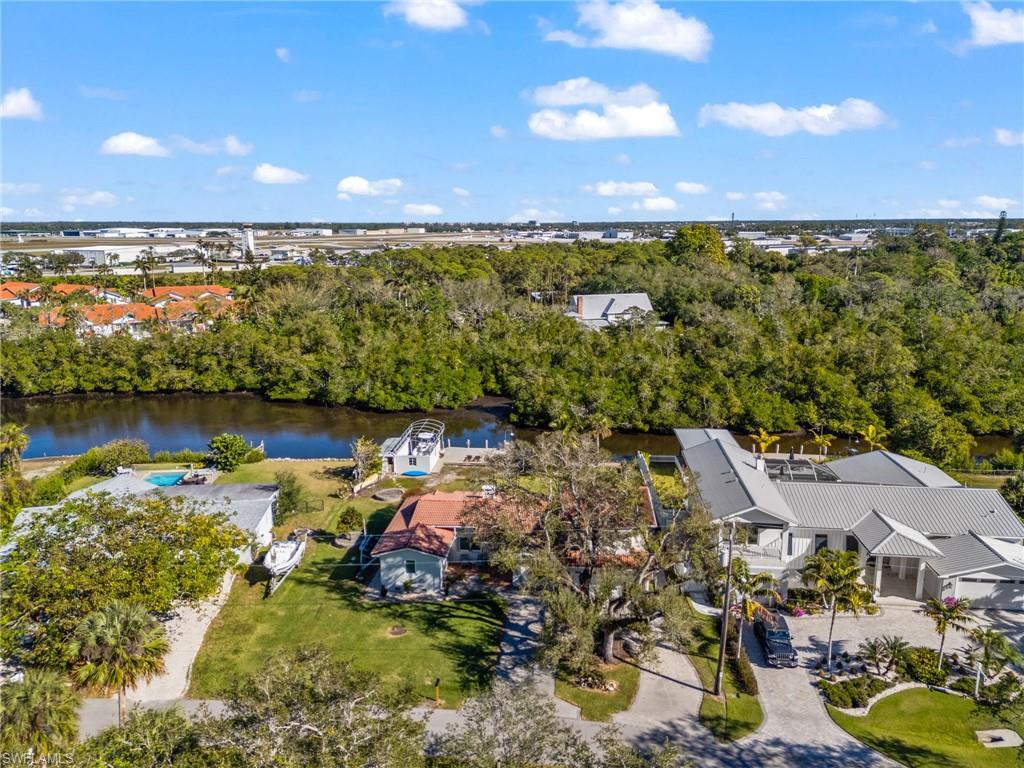 2295 Harbor RD