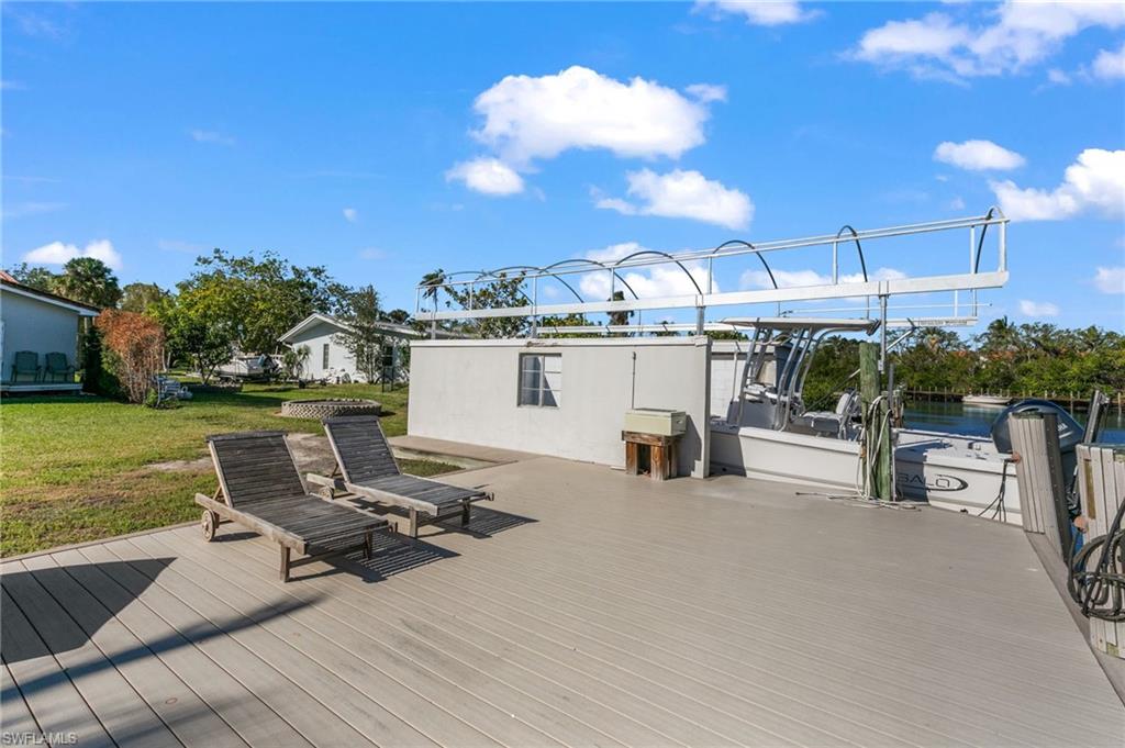 2295 Harbor RD
