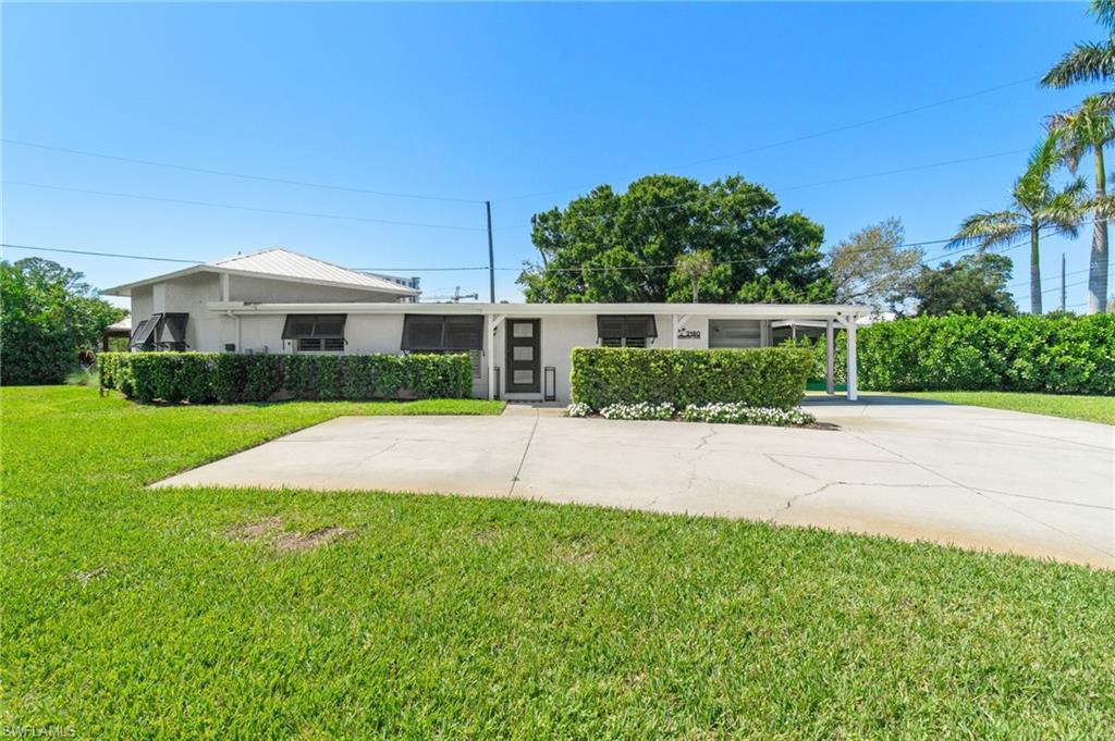 2180 Harbor LN