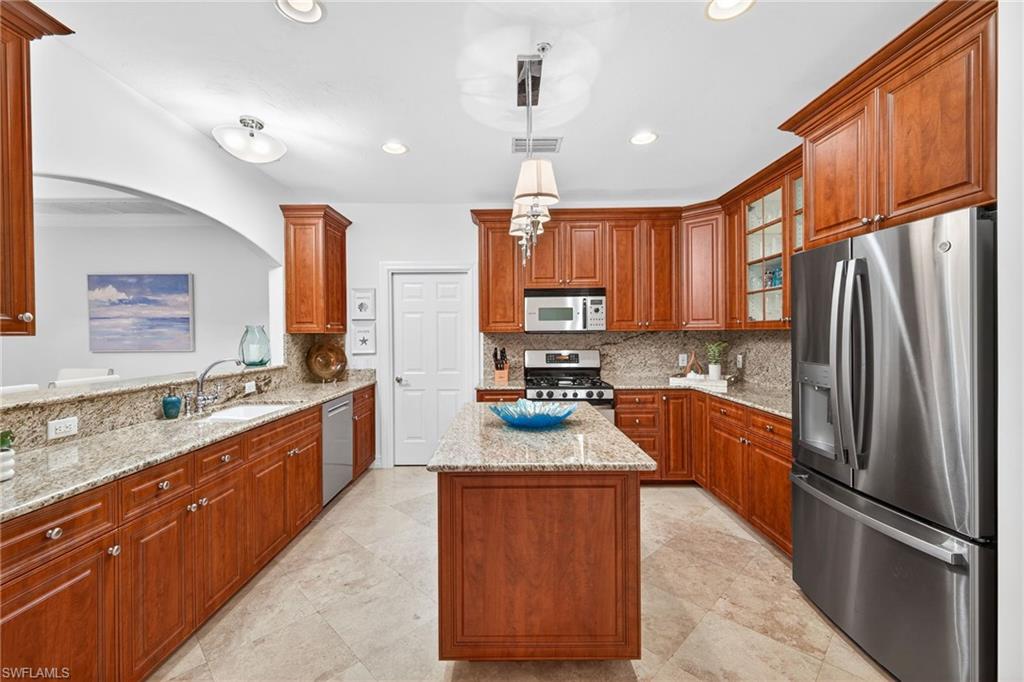 2805 TIBURON BLVD E 1-101
