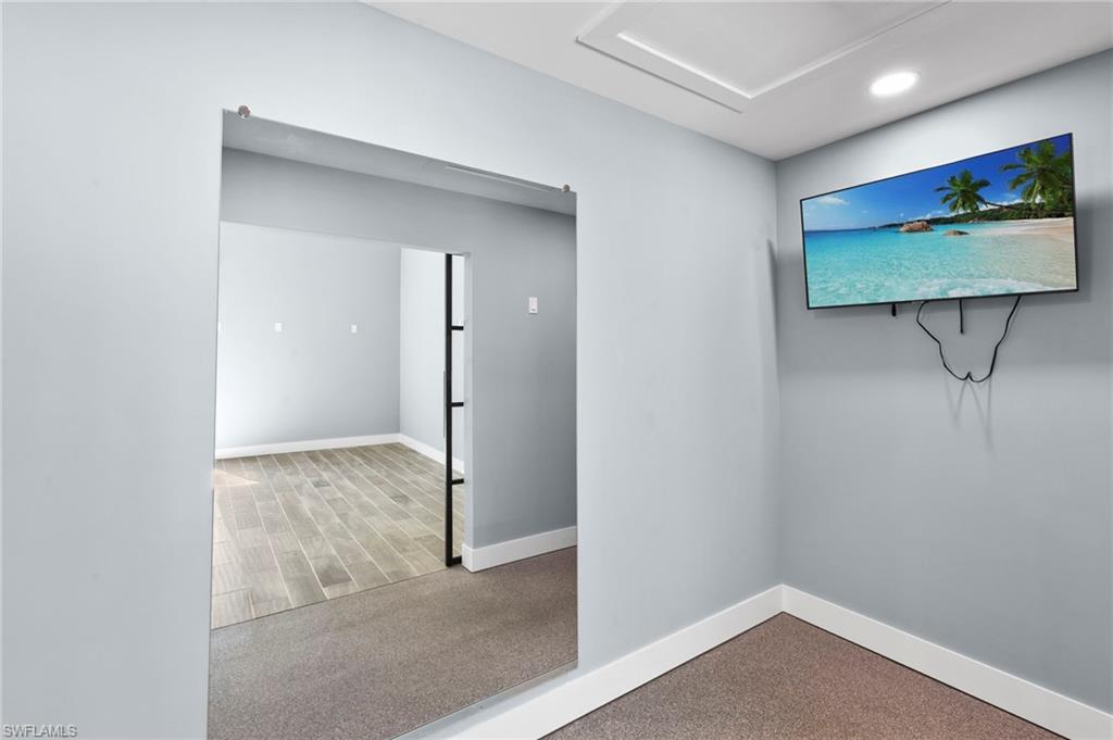 105 Barefoot CIR 24
