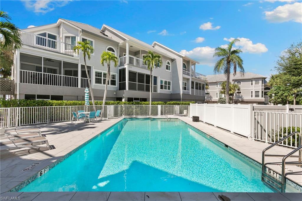 105 Barefoot CIR 24