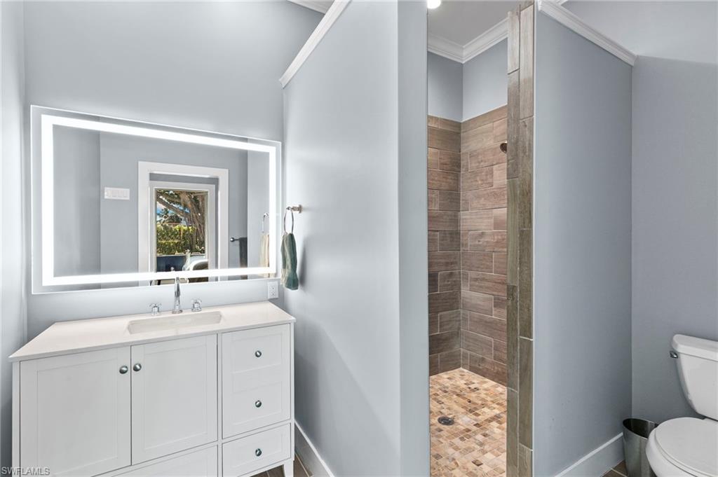 105 Barefoot CIR 24